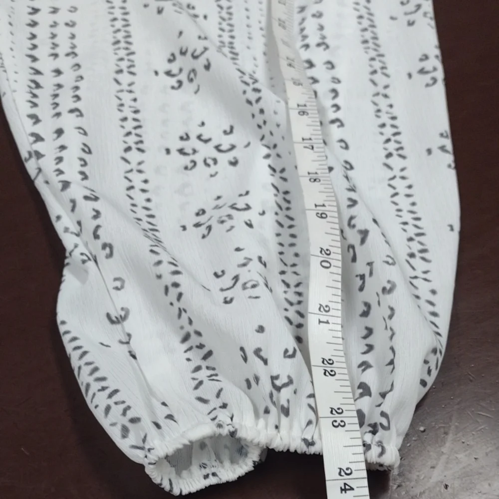 White Embellished Relaxed Blouse - Picture 7 of 12